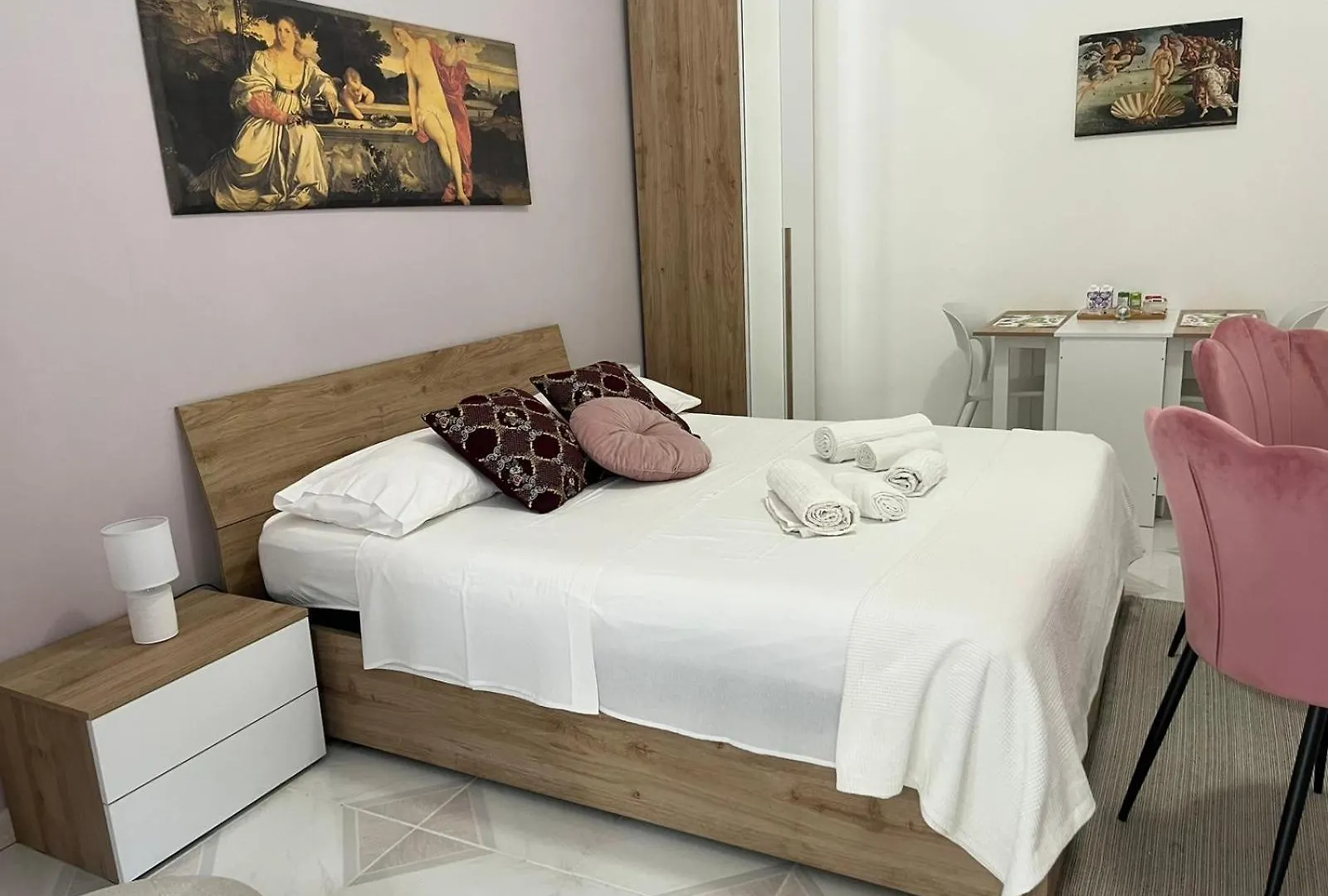 Gl Golden City Apartments カターニア 0*,  イタリア